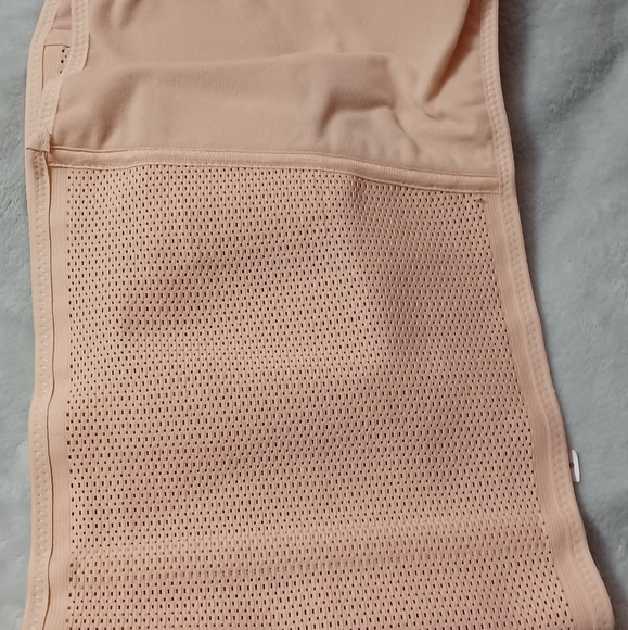 Postpartum waist trainer - Picture 3 of 8